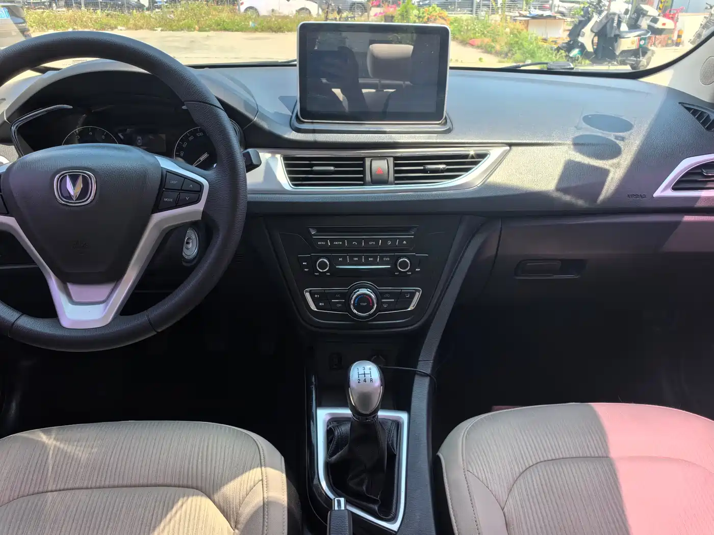 Changan Yuexiang V7 2017 2016 1.6L Manual Le Xiang (China IV)
