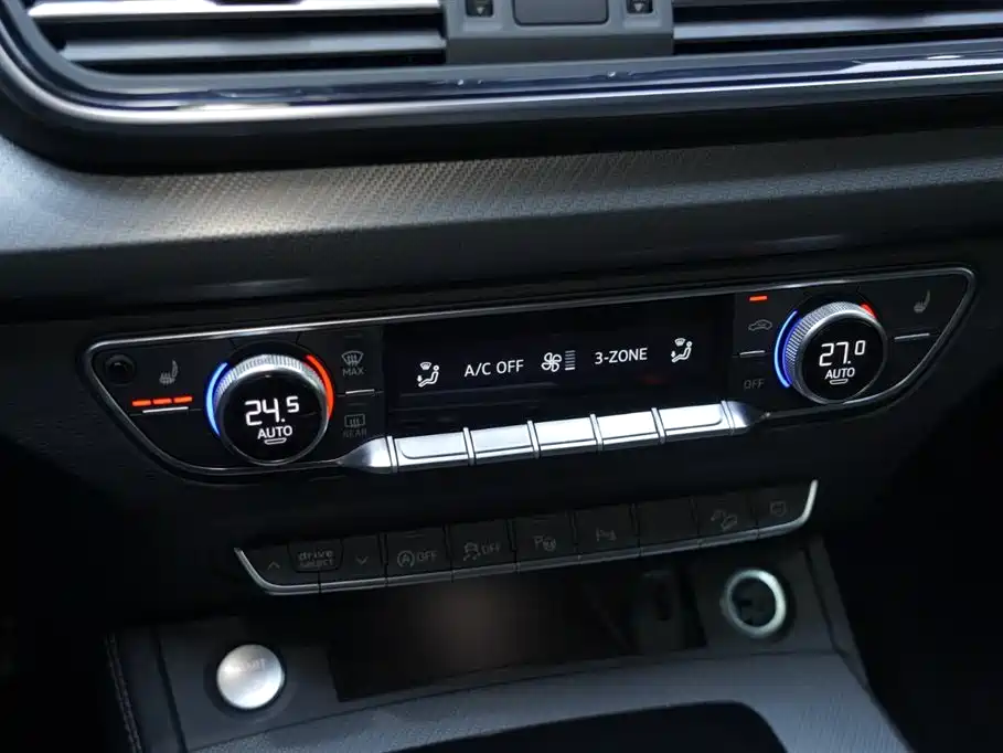 Audi Q5L 2024 Model 45 TFSI Luxury Dynamic фото 10