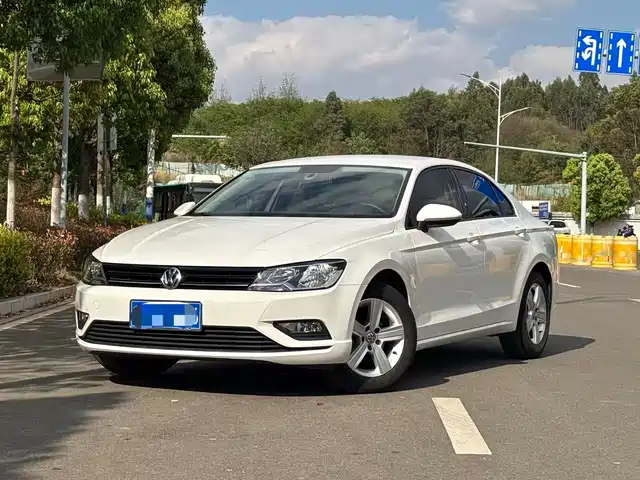 VOLKSWAGEN LINGDU