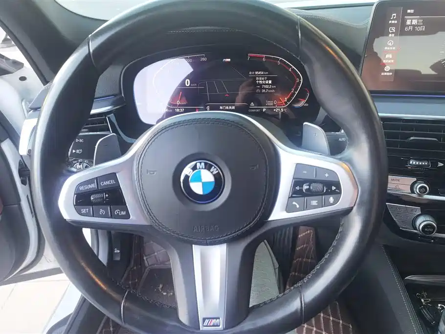BMW 5-SERIES