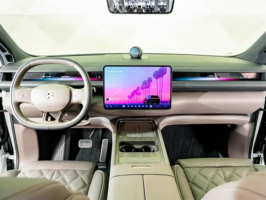 NIO ES8 2026 2025 Model 6-Seat Executive Luxury Edition
