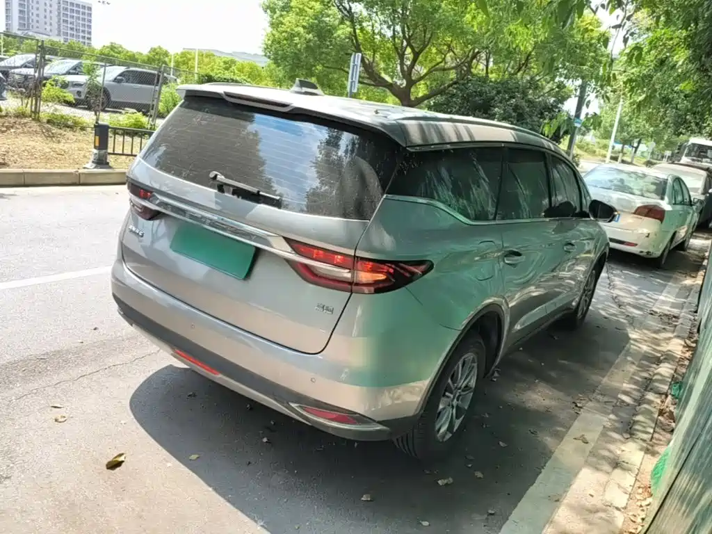 Фото 7 - Geely Jiaji