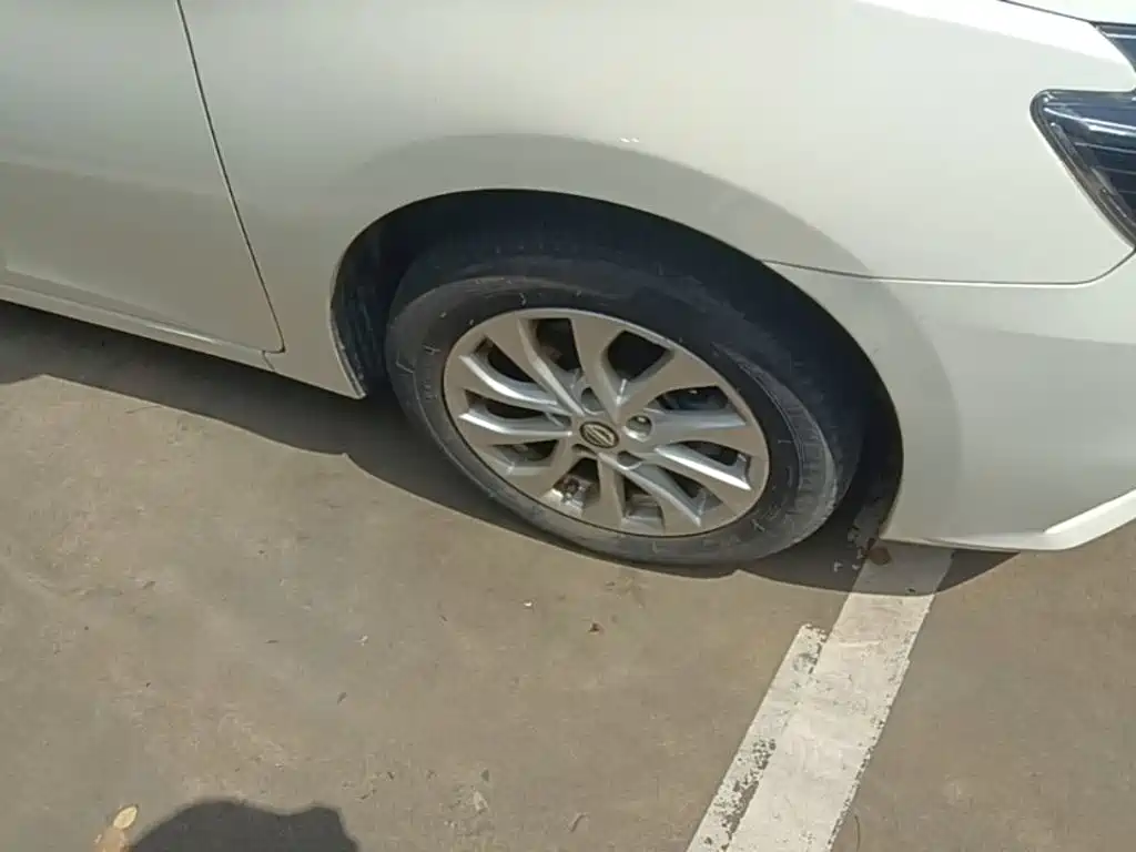 Фото 12 - Nissan Sylphy
