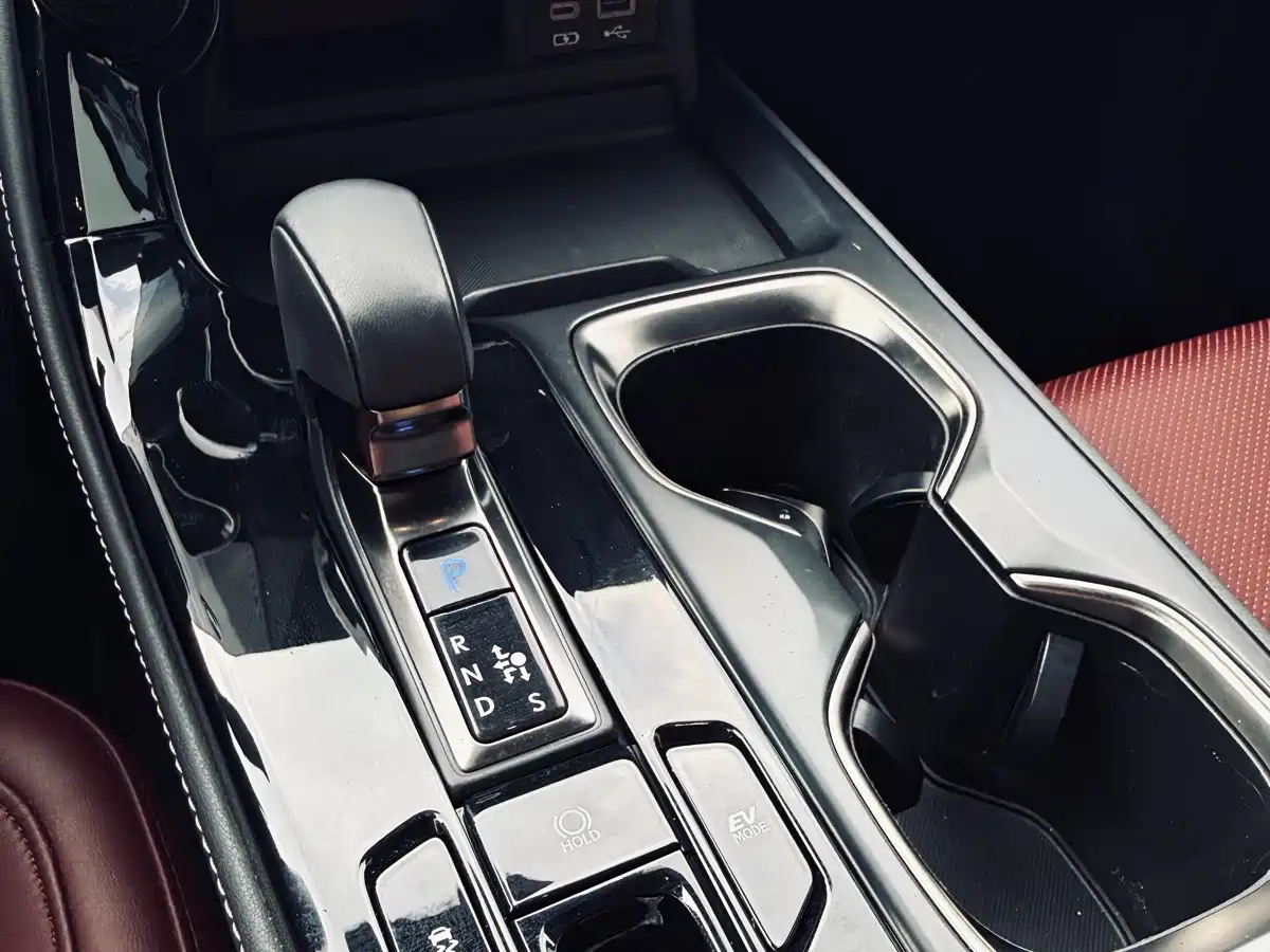 Lexus NX 2023 350h FWD Dynamic Edition фото 28