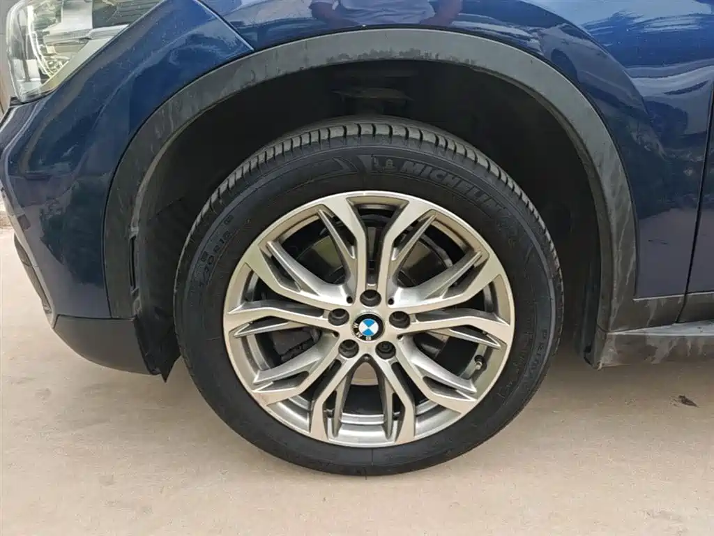 BMW X1 2018 sDrive20Li Leading Model фото 23