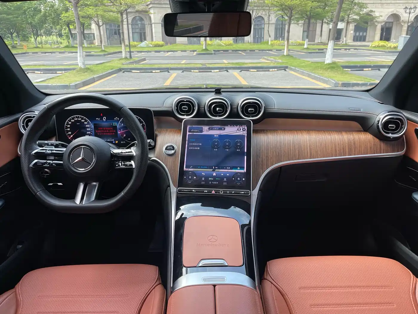 Mercedes-Benz GLC 2023 GLC 300 L 4MATIC Dynamic 7-Seater фото 17