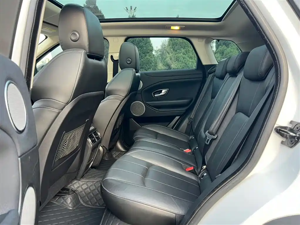 Land Rover Range Rover Evoque 2016 2.0T PURE Style фото 11