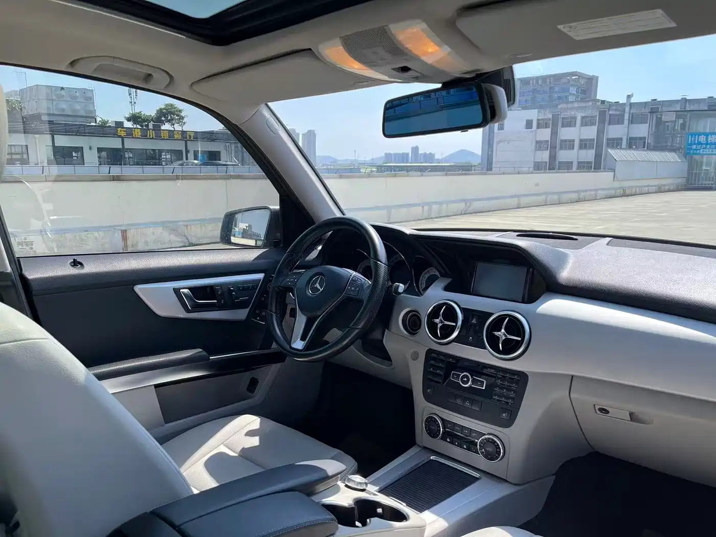 Mercedes-Benz GLK-Class 2013 GLK 300 4MATIC Dynamic Sunroof фото 22