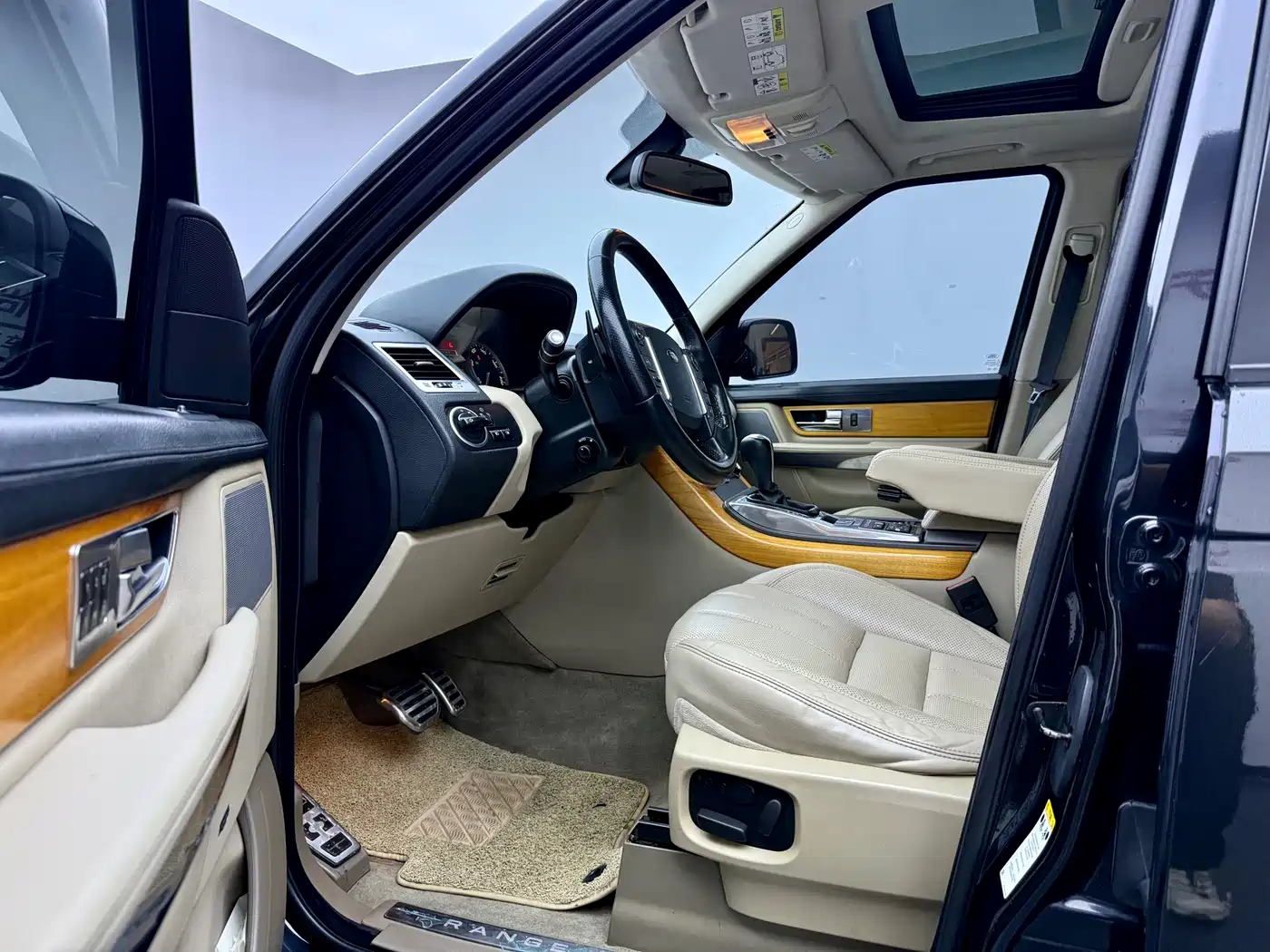 Land Rover Range Rover Sport 2012 5.0 NA V8 HSE фото 5