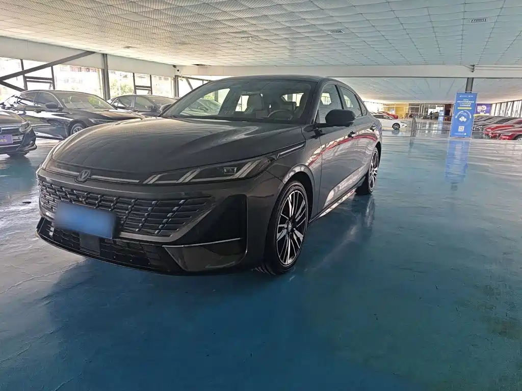 Changan Eado 2025 2025 Model Year Facelift 1.5T 500Bar Premium Edition