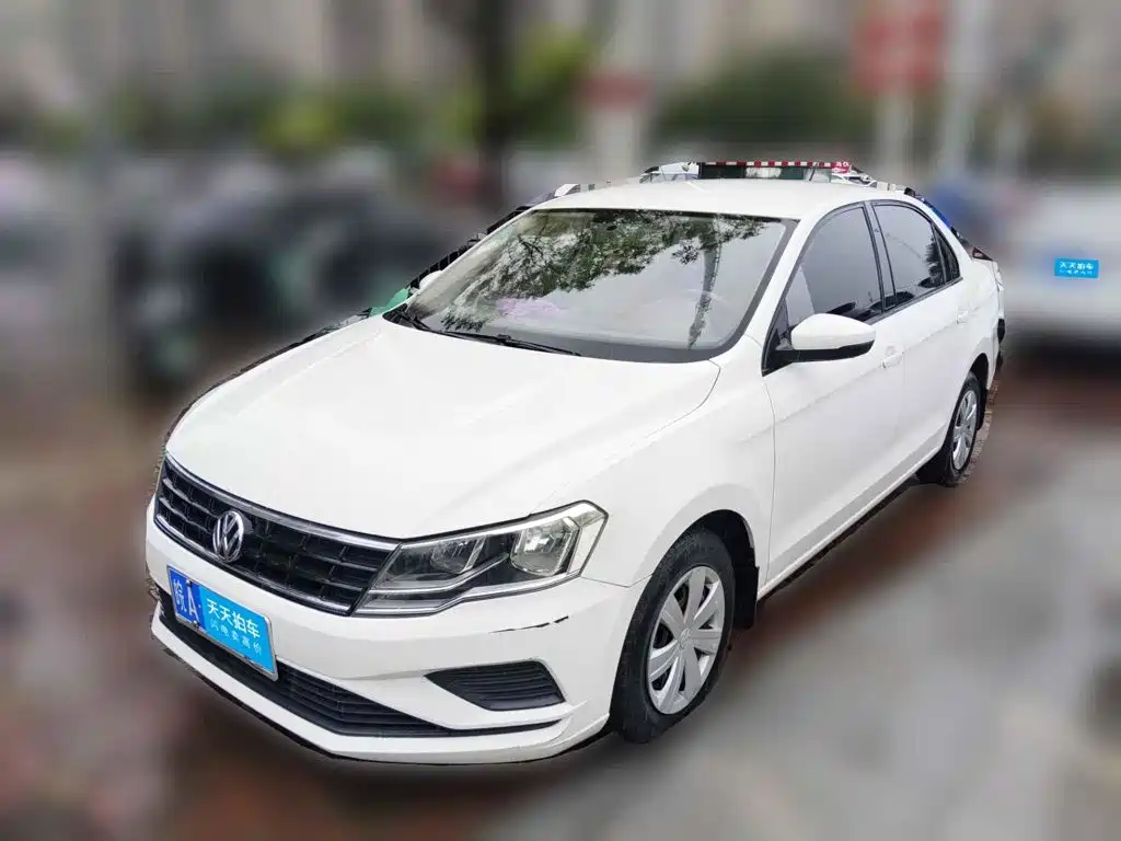 Photo 1 - Volkswagen Jetta