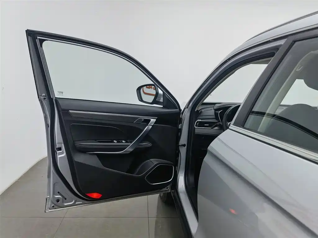 GEELY AUTOMOBILE BOYUE