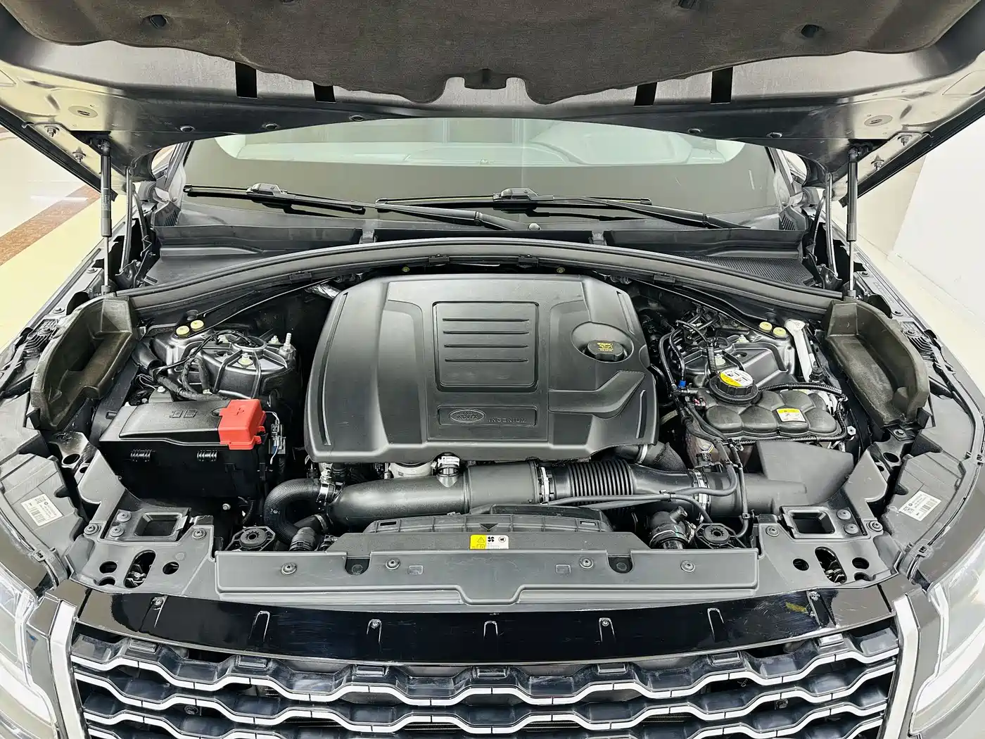 Land Rover Range Rover Velar 2018 P250 S фото 18