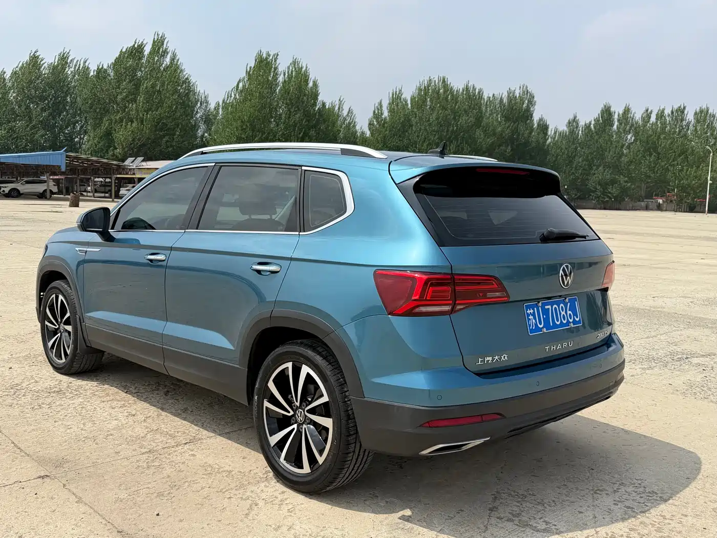 Volkswagen Tharu 2022 280TSI FWD Luxury Edition фото 5