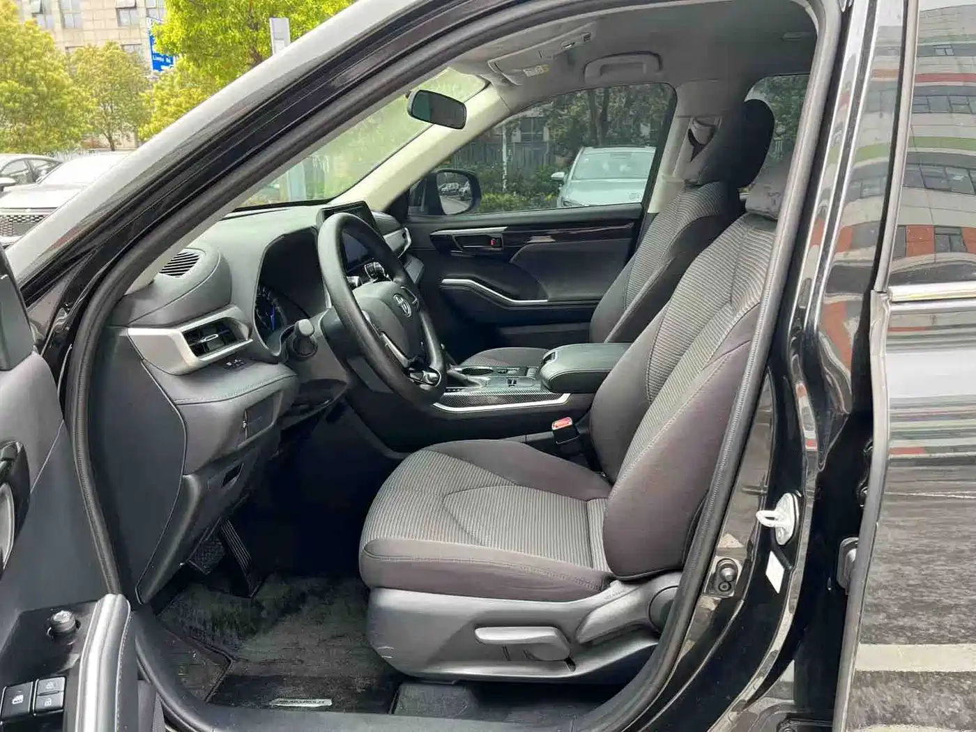 Toyota Highlander 2024 2.5L Smart Hybrid 2WD Elite 5-seater фото 7