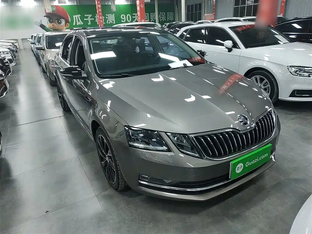 Škoda Octavia 2018 TSI280 DSG Flagship Edition фото 20