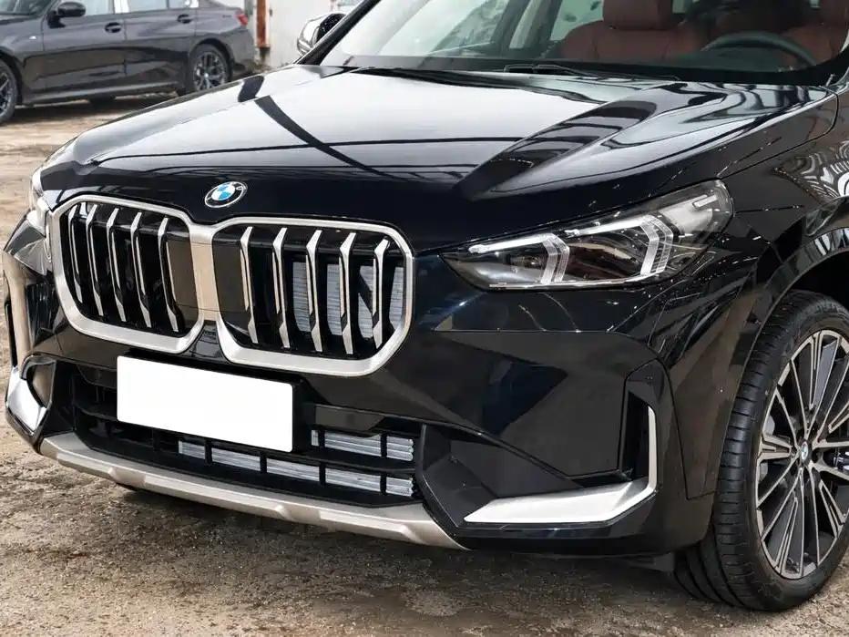 Фото 11 - BMW X1