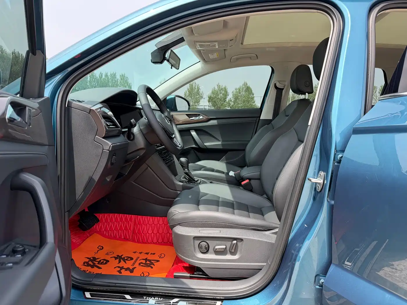 Volkswagen Tharu 2022 280TSI FWD Luxury Edition фото 13