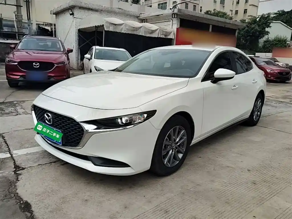 Mazda 3 Axela 2023 2.0L Auto Zhiqing