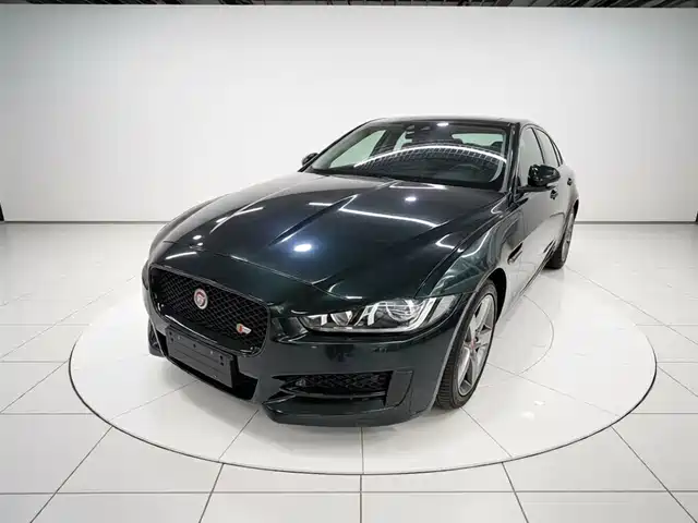  Jaguar Jaguar XE 2018 2.0T 200PS 2WD R-Sport