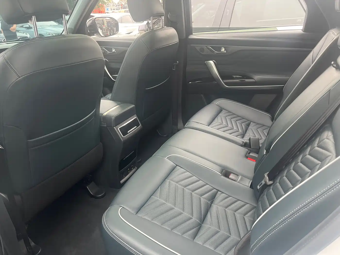 Changan CS95 2023 2023 2.0T AWD Premium PLUS