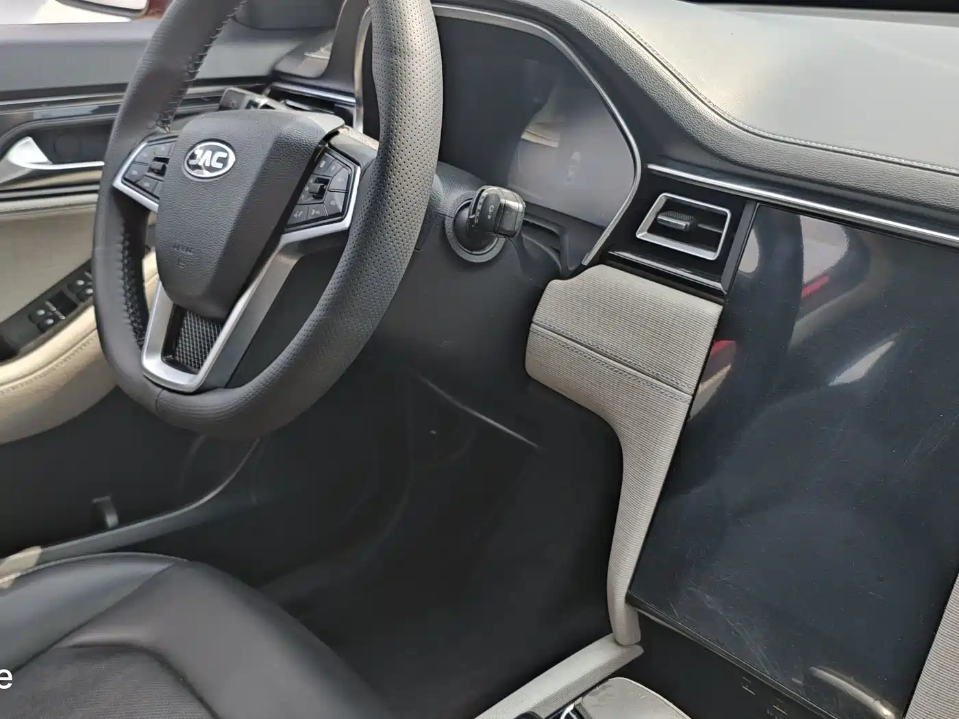 JAC JAC J7 2020 2020 1.5T CVT Dream Model