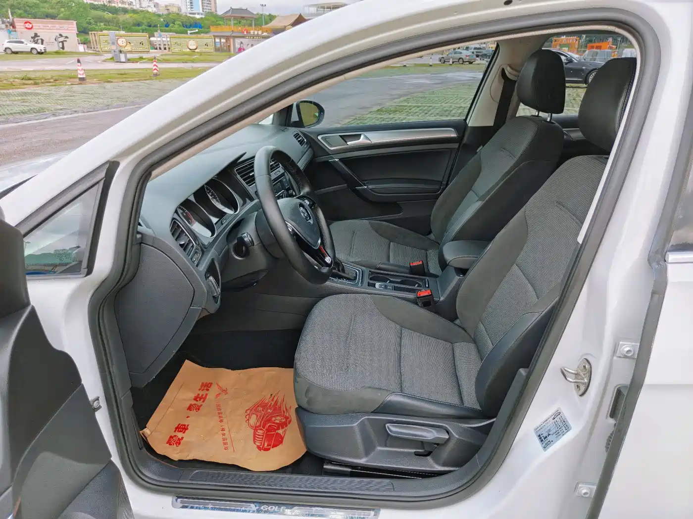 Volkswagen Golf 2018 230TSI Automatic Comfort фото 12