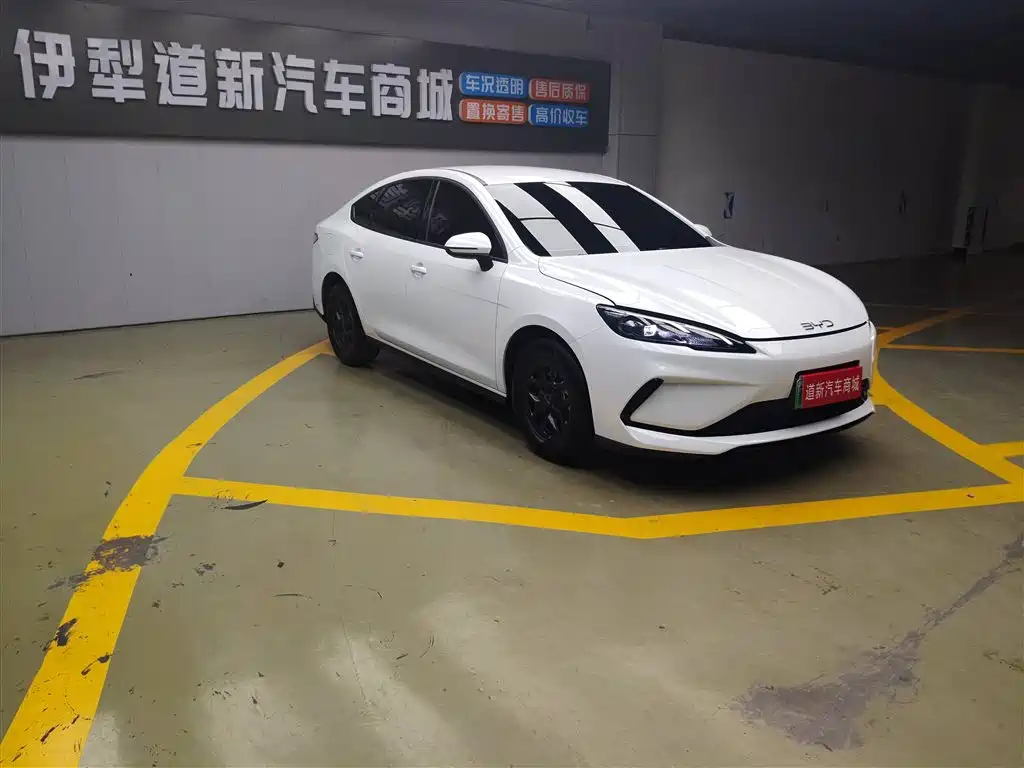 BYD Hai Bao 05 DM-i 2025 DM-i Smart Drive Edition 55KM Luxury фото 3