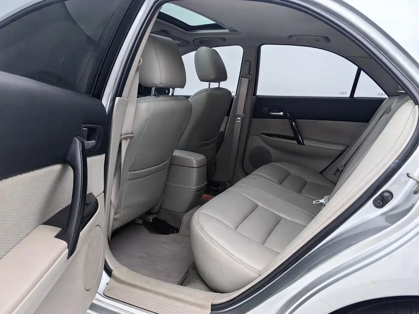 Mazda 6 2011 2011 2.0L Automatic Fashion Model