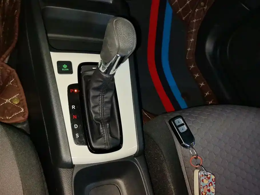 Фото 16 - Honda Fit