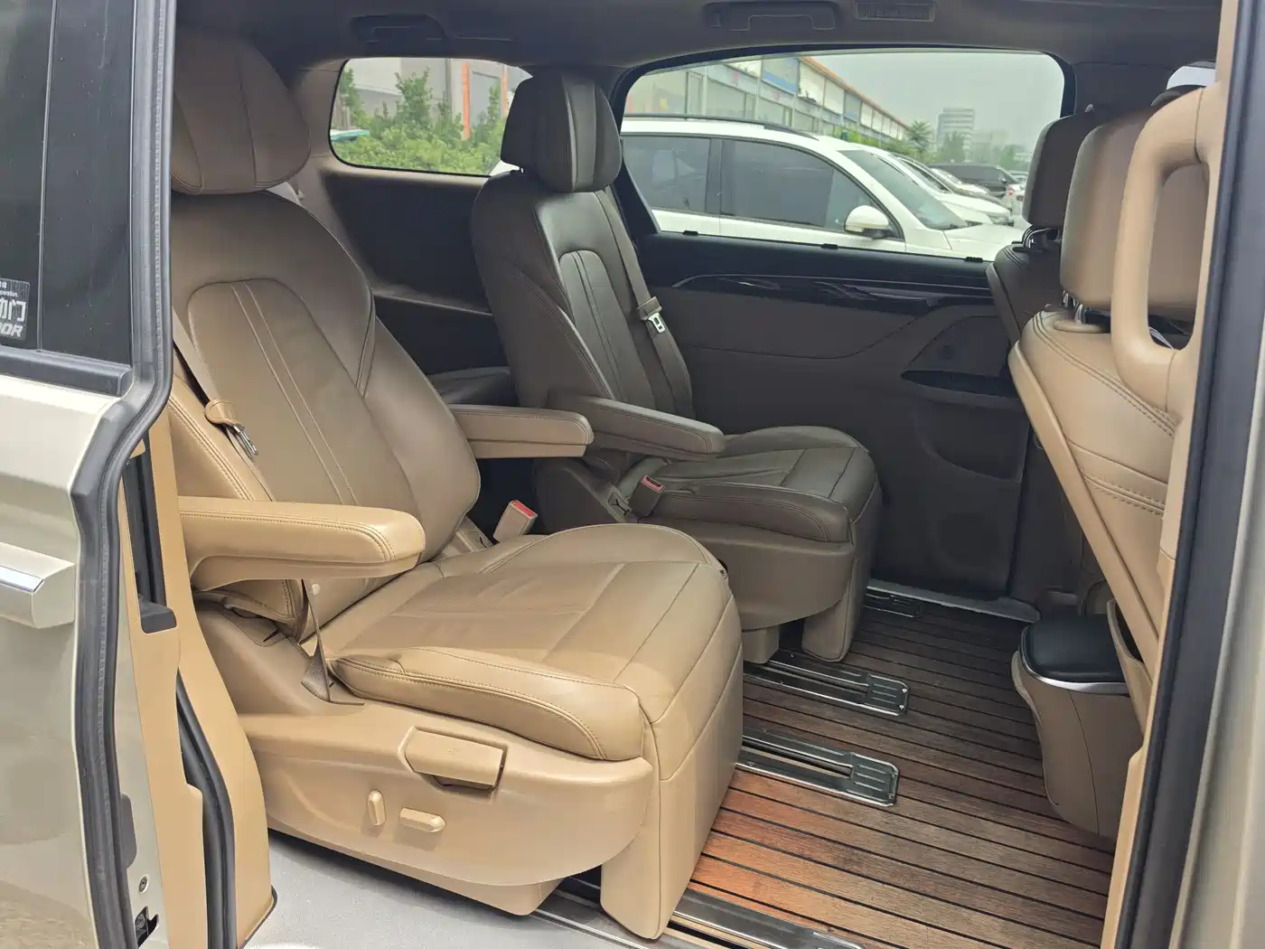Buick GL8 2017 ES 28T Luxury China V фото 7
