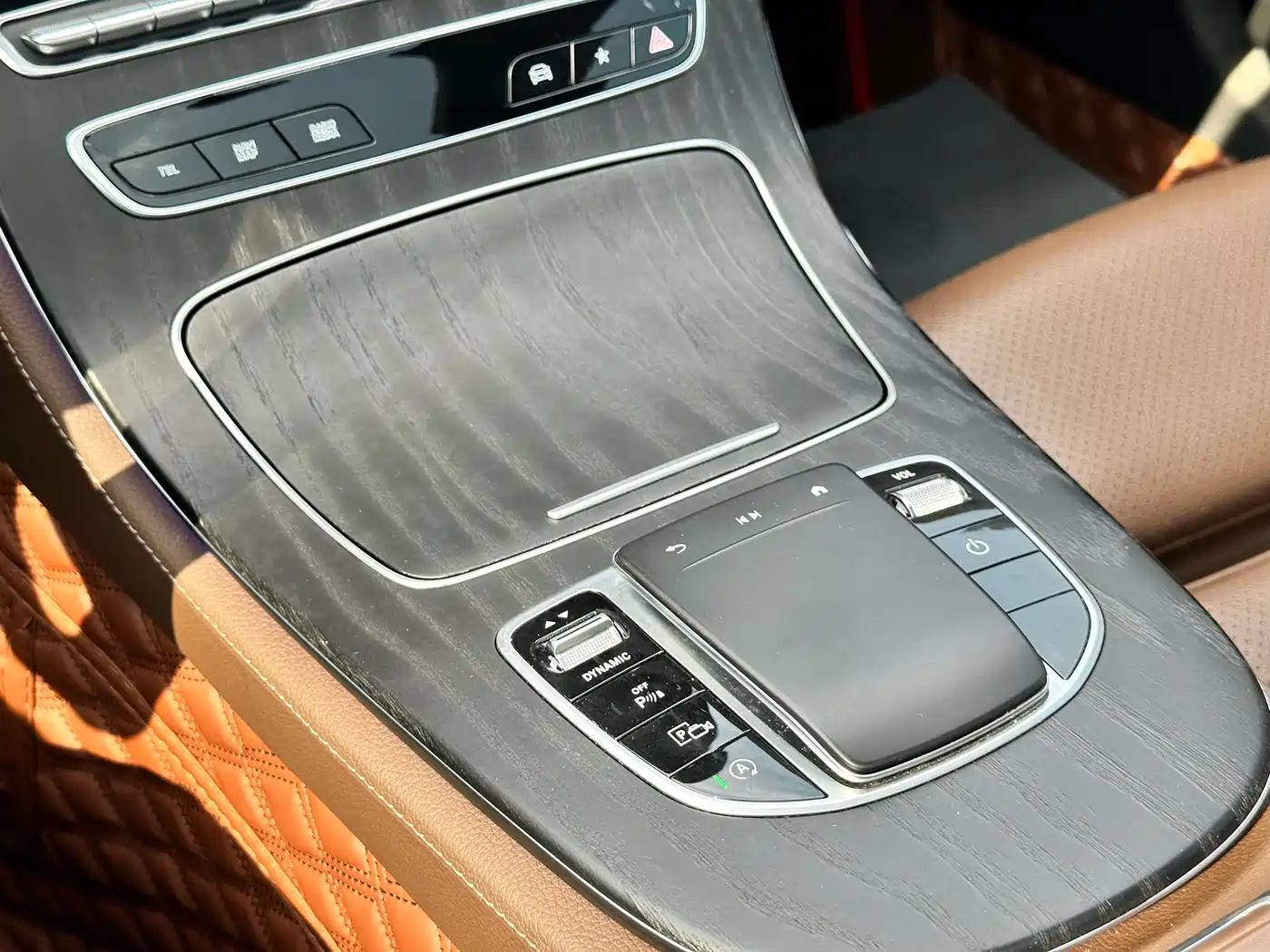 Mercedes-Benz E-Class 2022 E 260 L фото 17