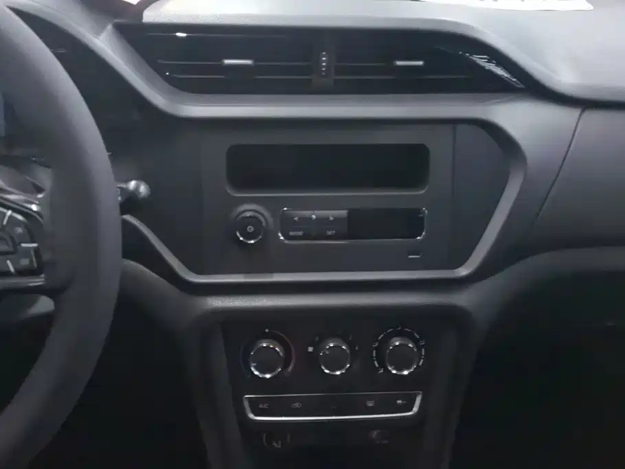 Chery Tiggo 3 2017 2016 1.6L Manual Trend Edition