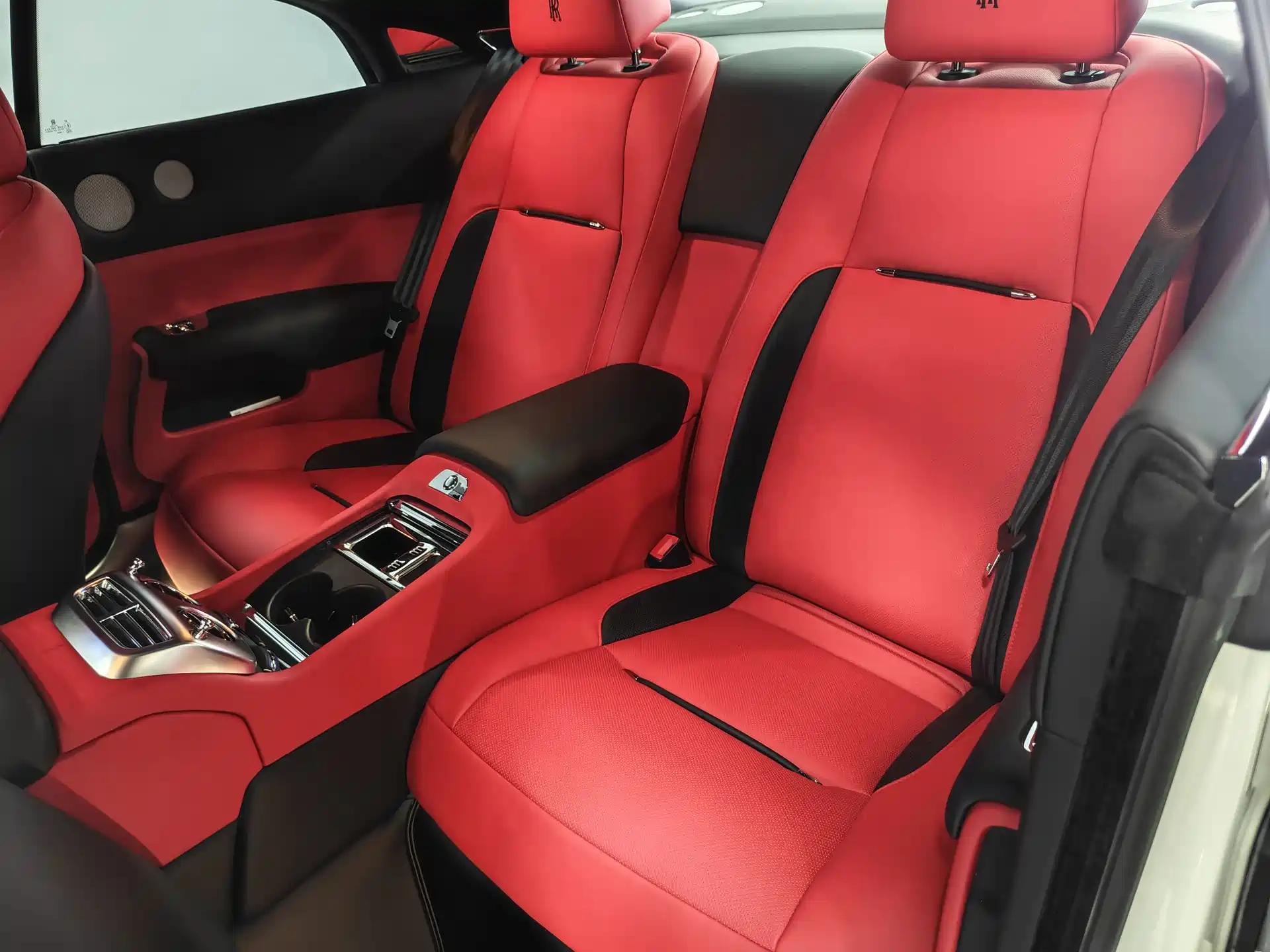 Фото 7 - Rolls-Royce Wraith