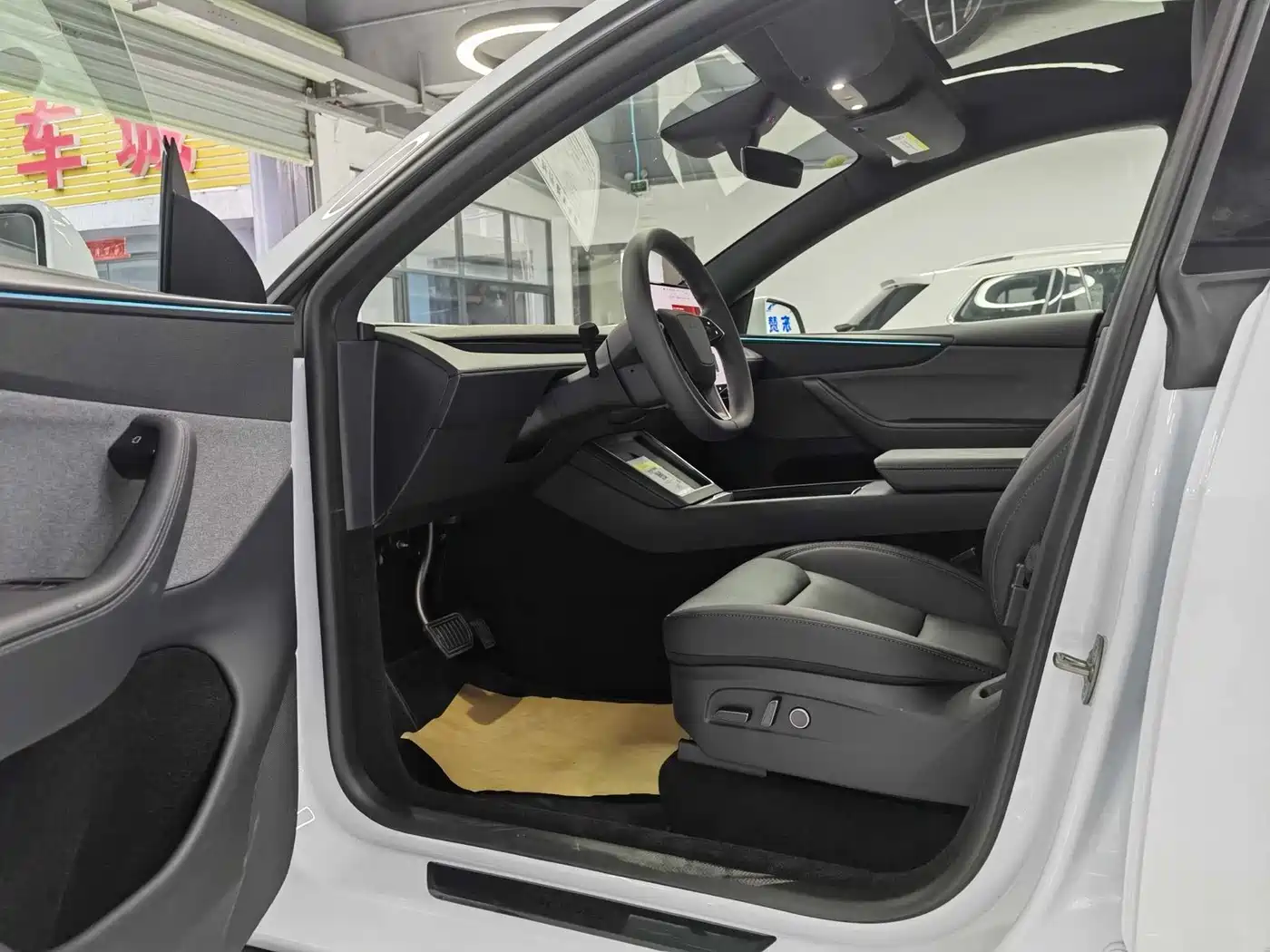 Tesla Model Y 2026 2026 Rear-Wheel Drive