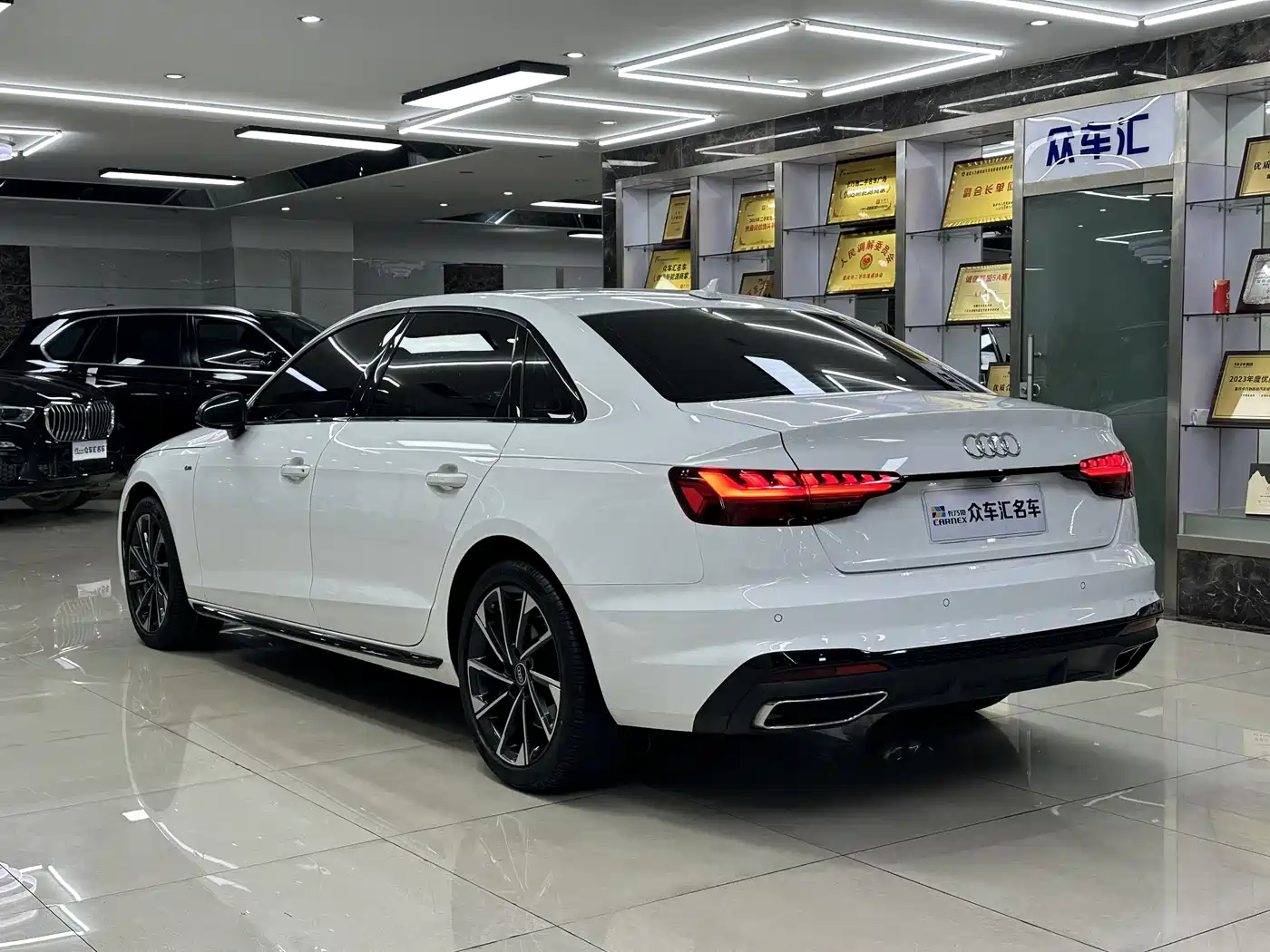 Audi A4L 2023 40 TFSI Luxury Sport фото 6