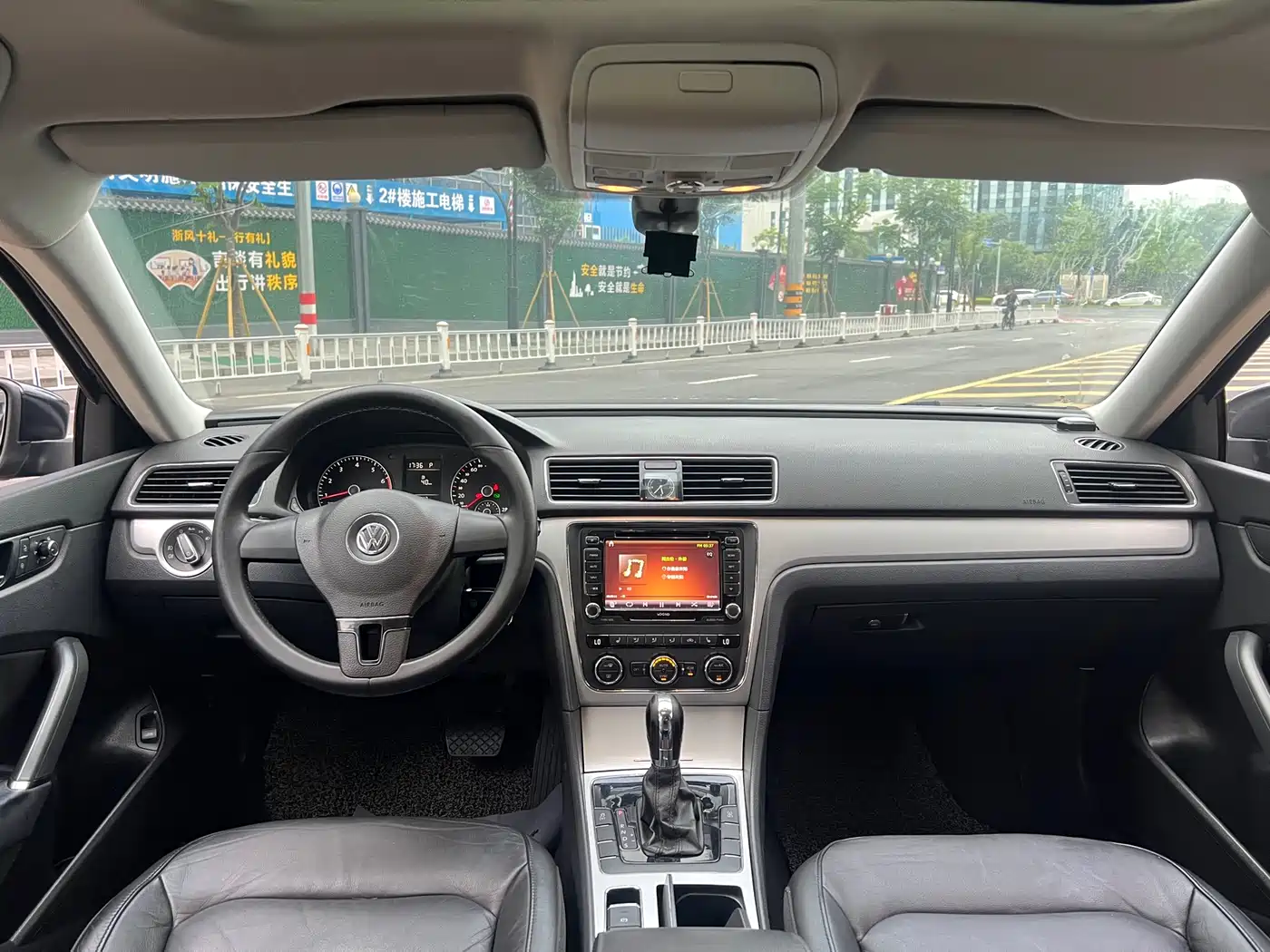 Volkswagen Passat 2013 1.8TSI DSG Zunrong фото 15