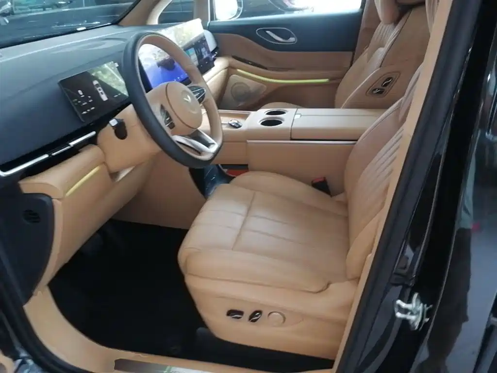 Voyah Auto Voyah Dreamer 2025 PHEV AWD Flagship Kunpeng Edition фото 15