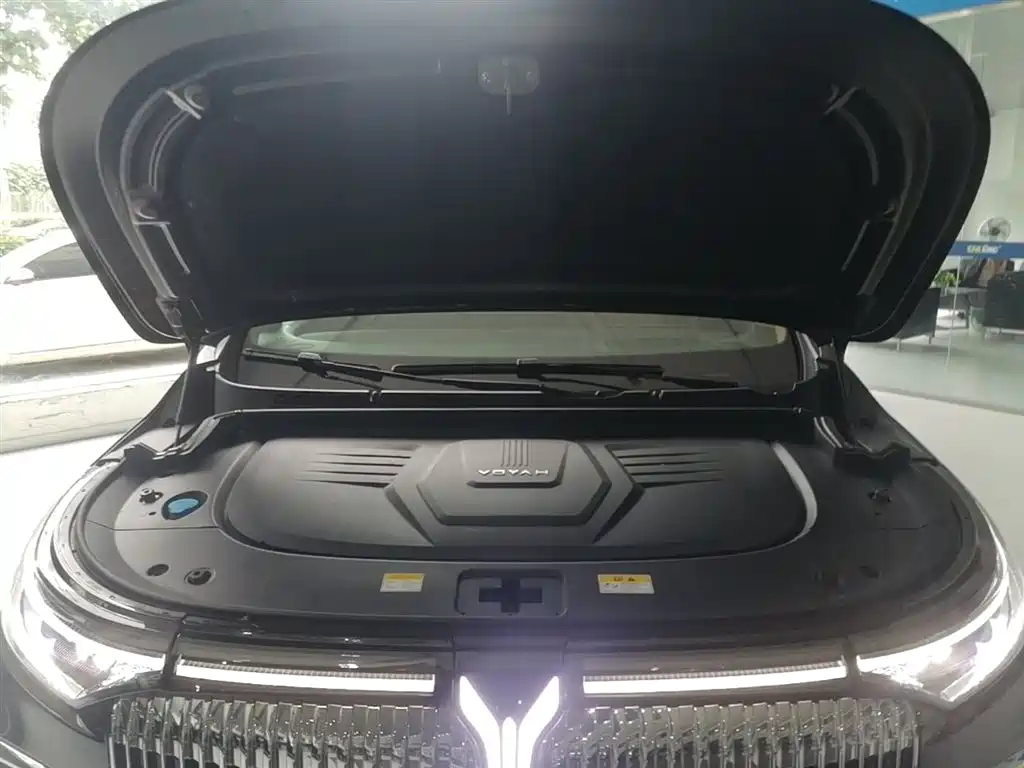 Voyah Auto Voyah Dreamer 2025 PHEV AWD Flagship Kunpeng Edition фото 20