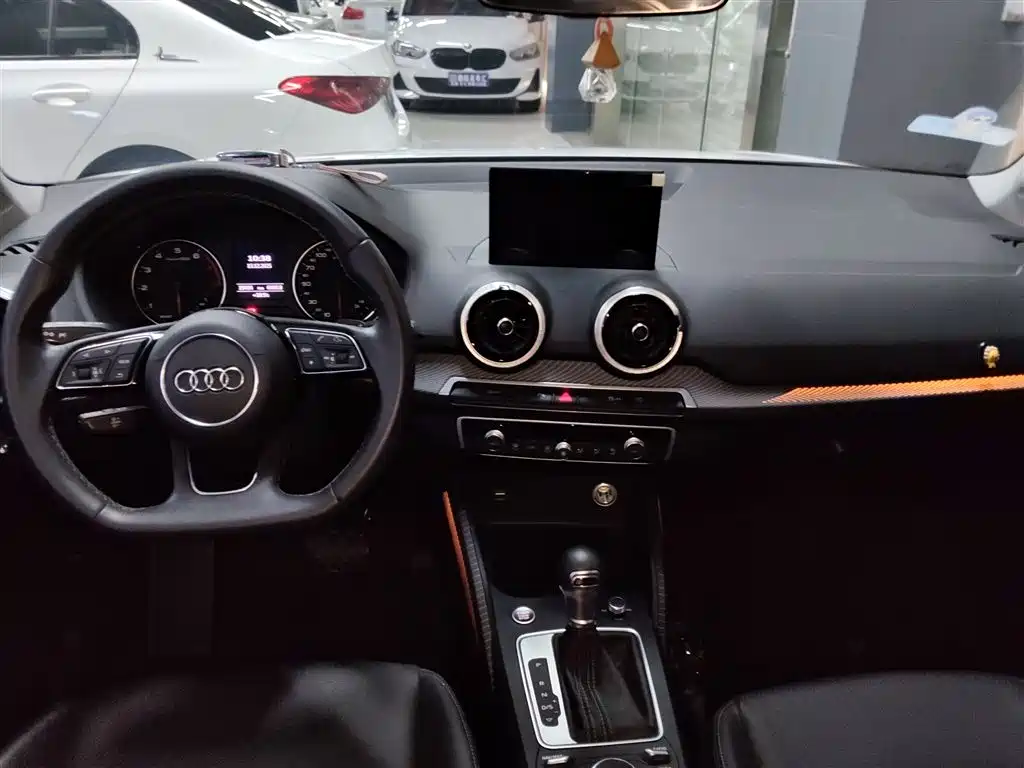 Audi Q2L 2022 35 TFSI Fashion Dynamic фото 10