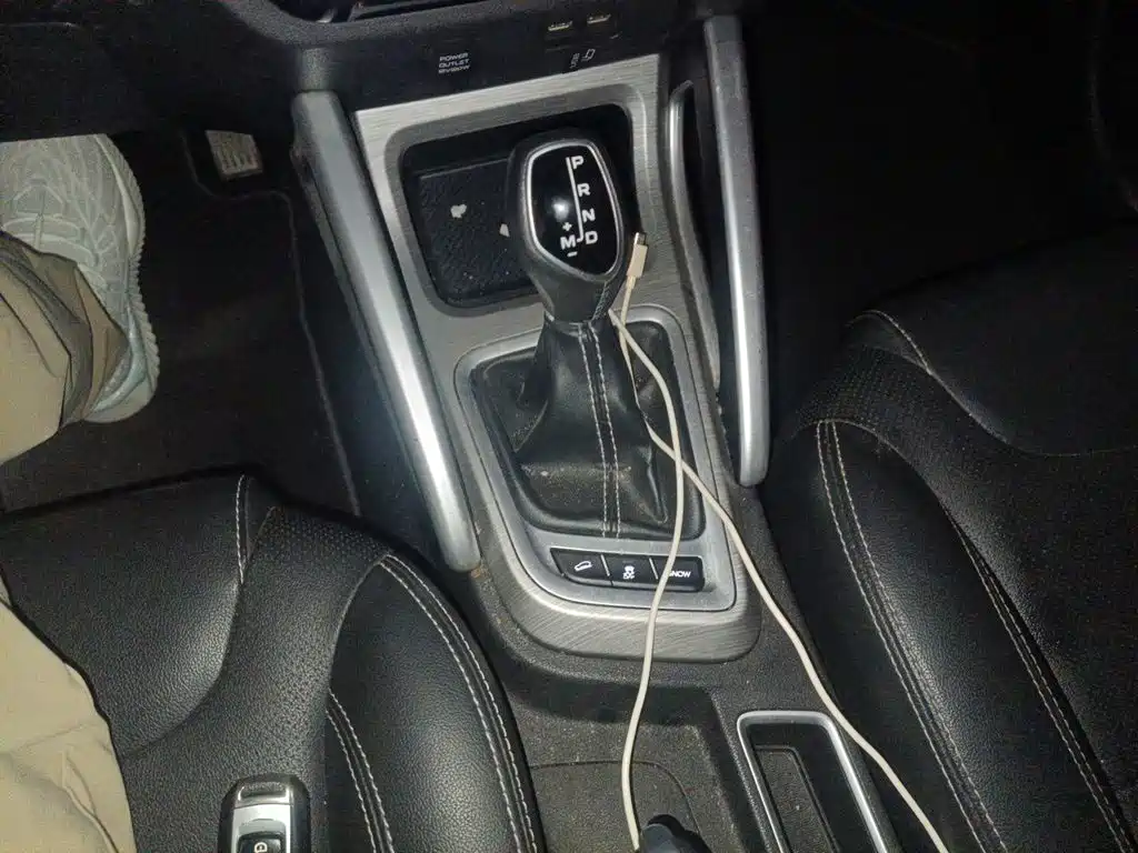 Photo 11 - Geely Vision X3