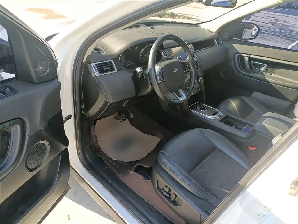 Land Rover Discovery Sport 2019 240PS PURE Edition China VI фото 16