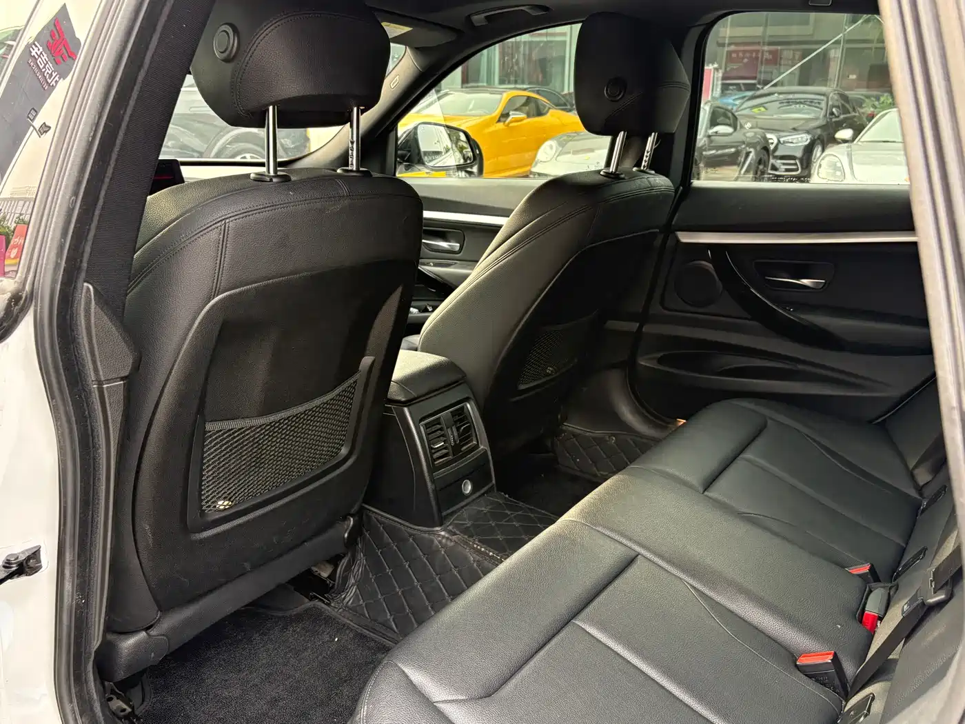 BMW 3 Series GT 2020 320i M Sport Package фото 15