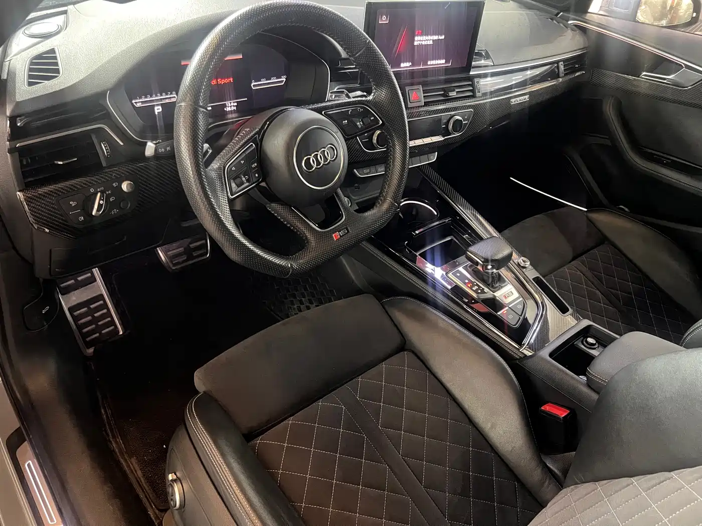 Audi RS 4 2020 RS 4 2.9T Avant фото 5