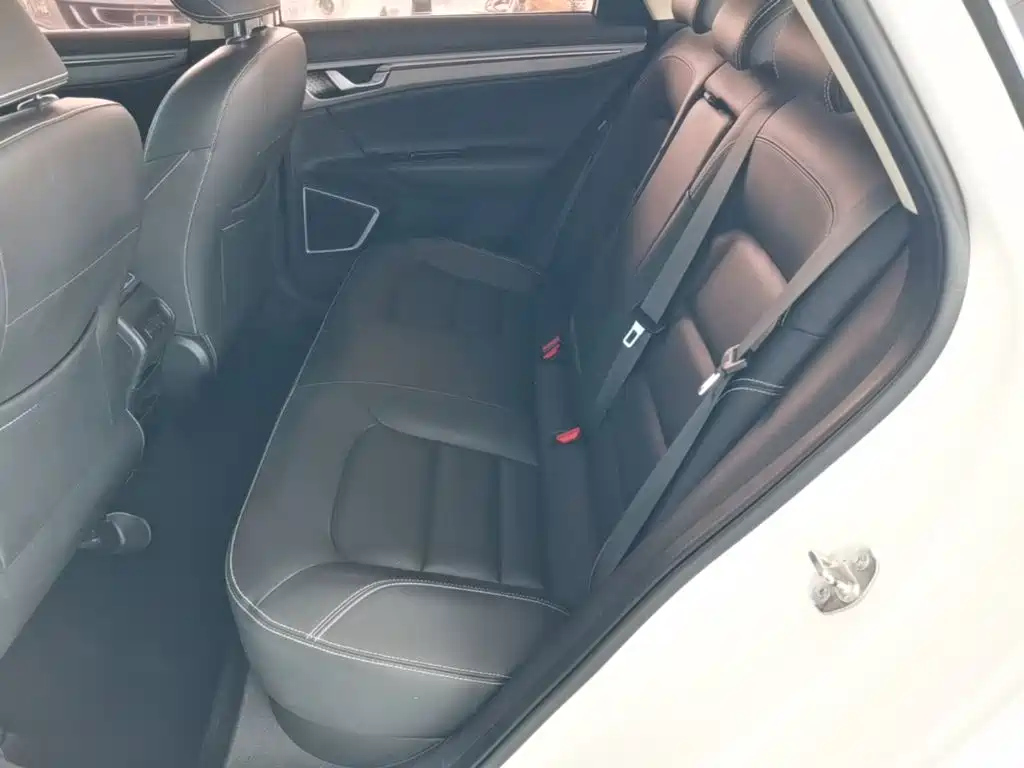 Geely Emgrand GL 2018 2018 1.8L Manual Elite Smart Connect Type