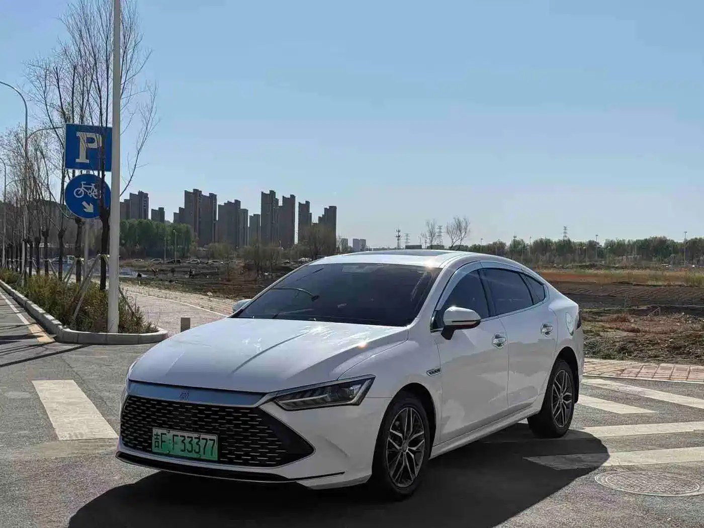 BYD Qin PLUS 2021 DM-i 55KM Premium