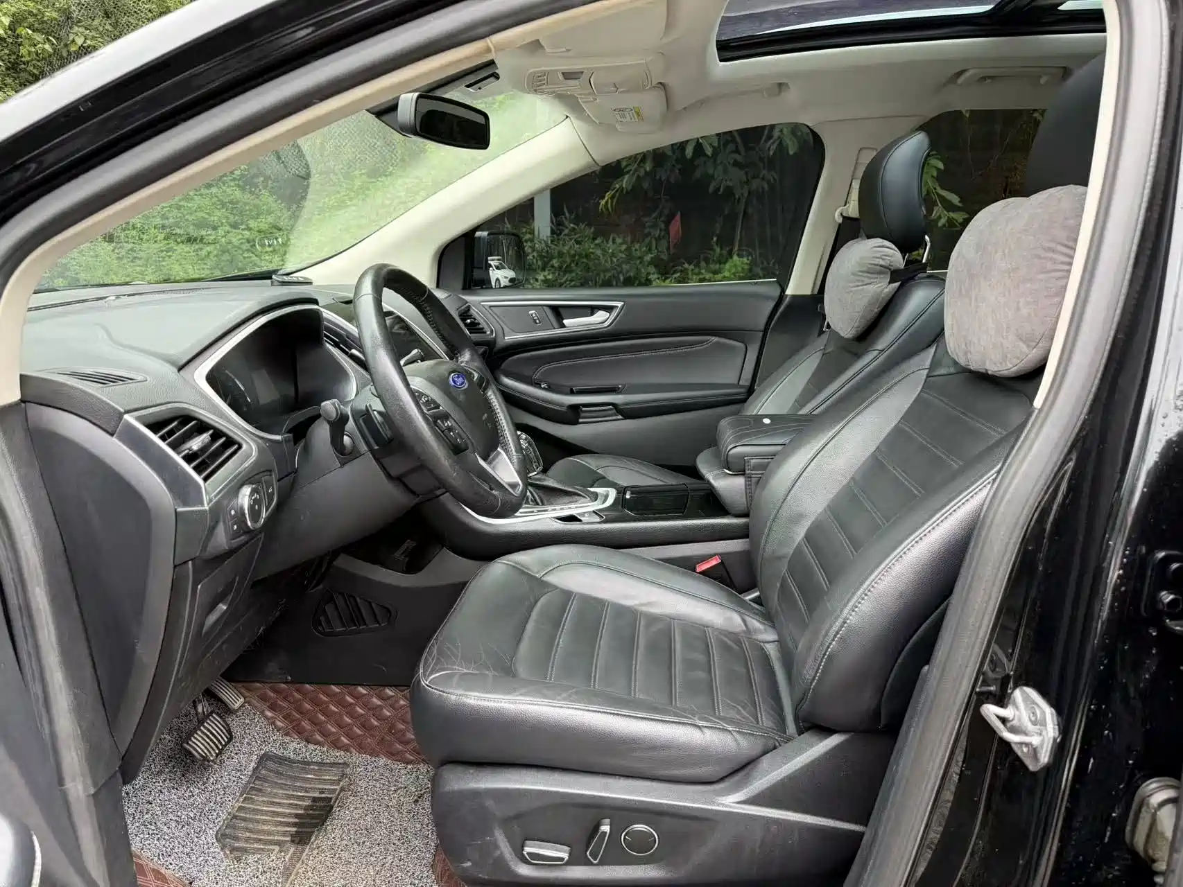 Фото 4 - Ford Edge