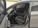 Фото 9 - Geely Coolray