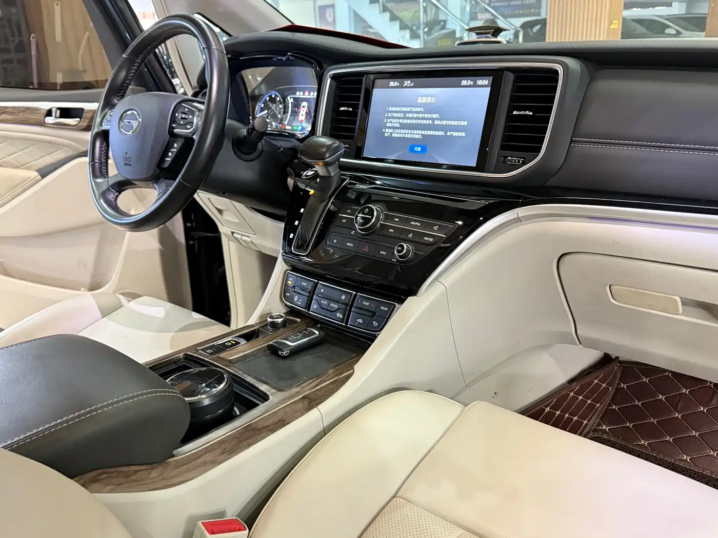 GAC Trumpchi Trumpchi M8 2018 320T Premium Edition фото 13