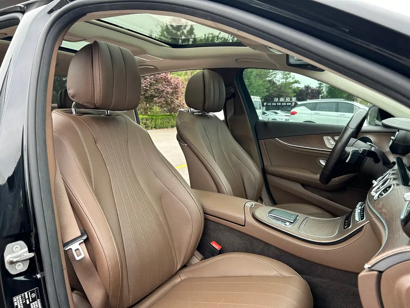 Mercedes-Benz E-Class 2021 E 300 L Fashion фото 13